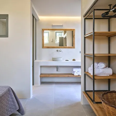 Villa Pezoules House Lefkes (Paros)